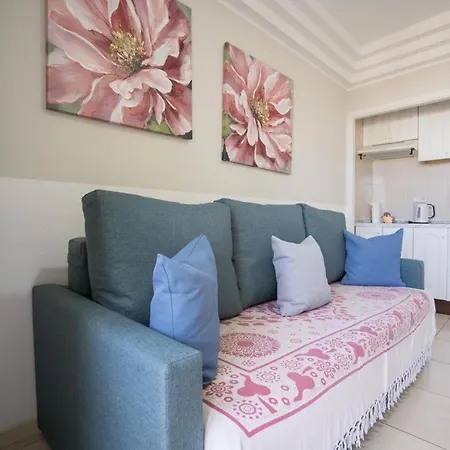 Orlando 85 Complex Easy شقة *