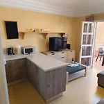 Orlando 85 Complex Easy דירה *